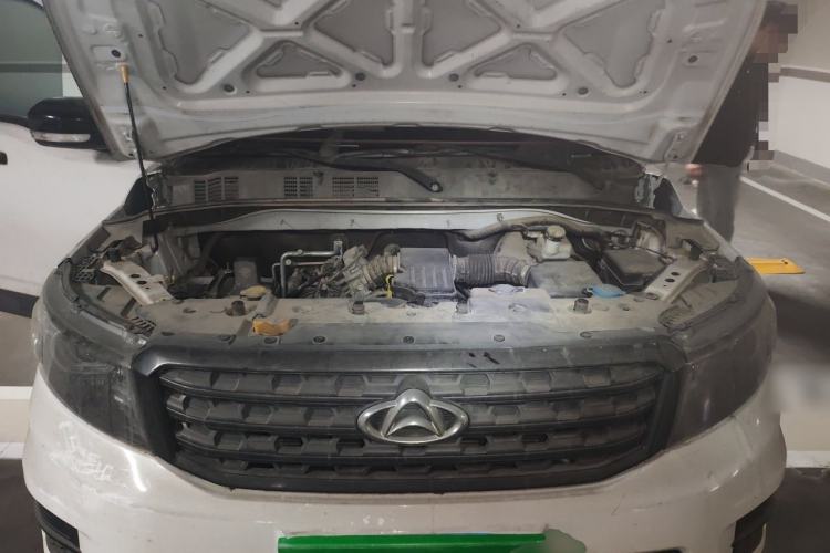 Used CHANGAN OSHAN X70A 2019 1.5L Manual Basic Version China VI Standard Engine Bay