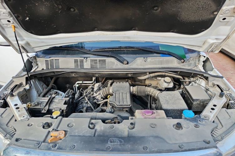 Used CHANGAN OSHAN X70A 2019 1.5L Manual Comfort Model China VI Standard Engine Bay