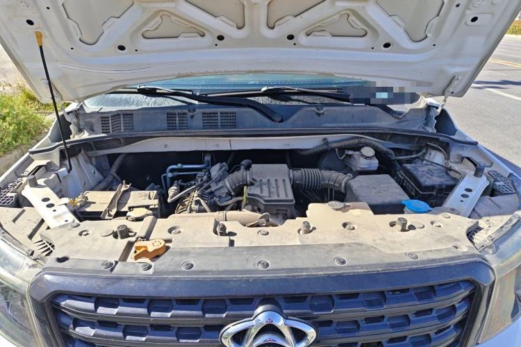 Used CHANGAN OSHAN X70A 2019 1.5L Manual Basic Version China VI Standard Engine Bay