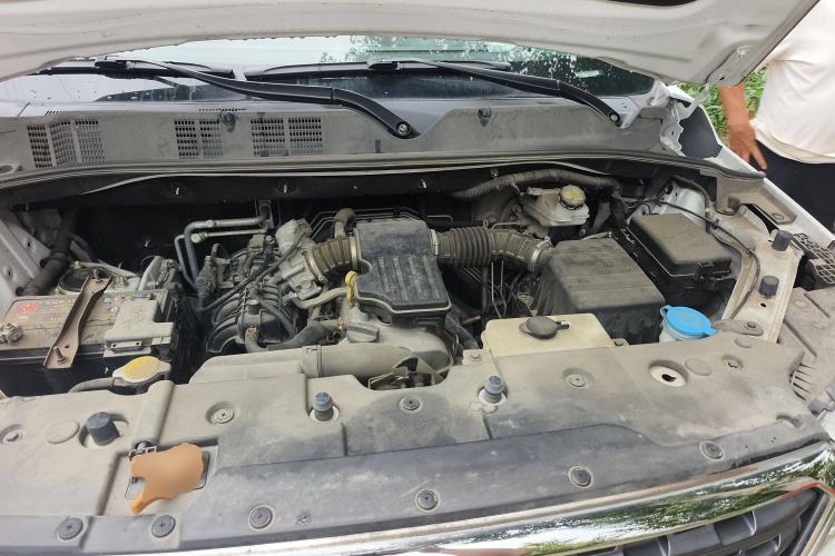 Used CHANGAN OSHAN X70A 2019 1.5L Manual Standard Version China VI Engine Bay