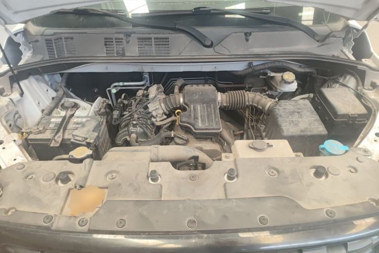 Used CHANGAN OSHAN X70A 2019 1.5L Manual Basic Version China VI Standard Engine Bay