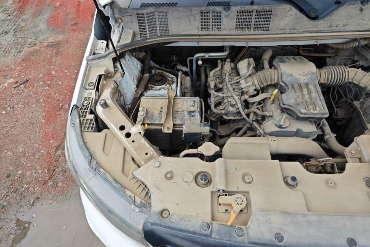 Used CHANGAN OSHAN X70A 2019 1.5L Manual Basic Version China VI Standard Engine Bay Right