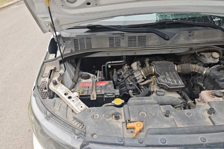 Used CHANGAN OSHAN X70A 2019 1.5L Manual Basic Version China VI Standard Engine Bay Right