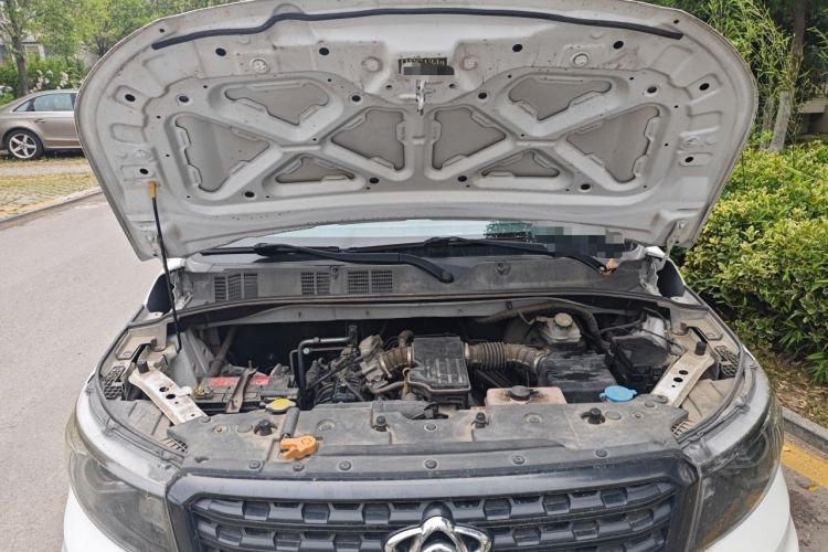 Used CHANGAN OSHAN X70A 2019 1.5L Manual Basic Version China VI Standard Engine Bay