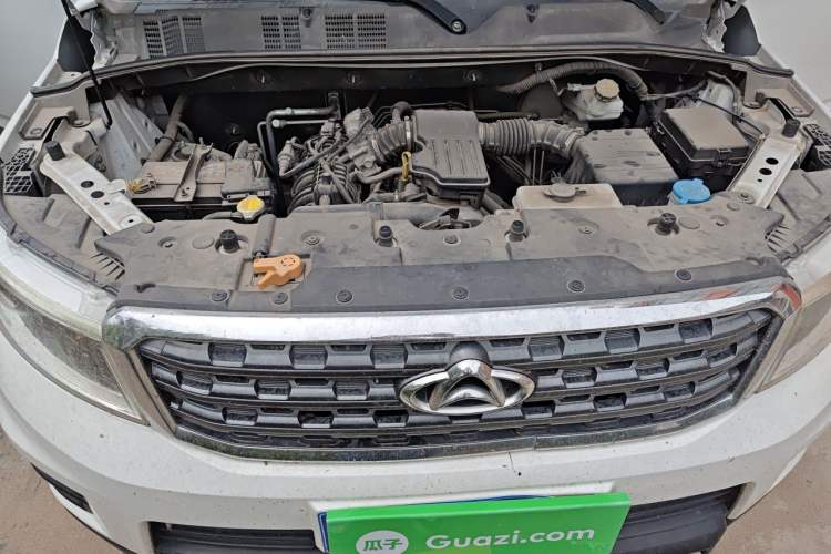 Used CHANGAN OSHAN X70A 2019 1.5L Manual Standard Version China VI Engine Bay
