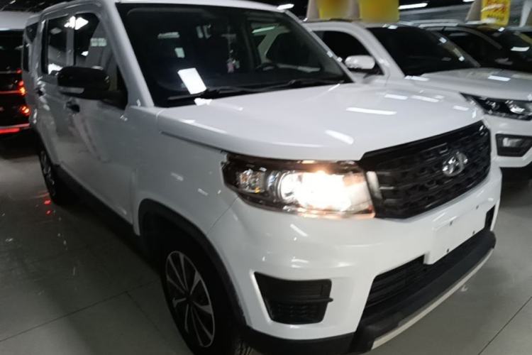 Used CHANGAN OSHAN X70A 2019 1.5L Manual Basic Version China VI Standard Exterior 1