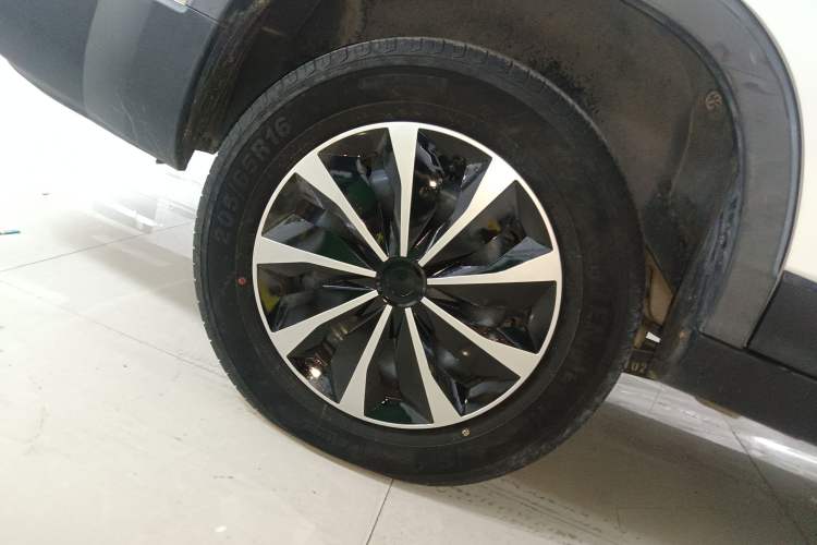 Used CHANGAN OSHAN X70A 2019 1.5L Manual Basic Version China VI Standard Exterior 5