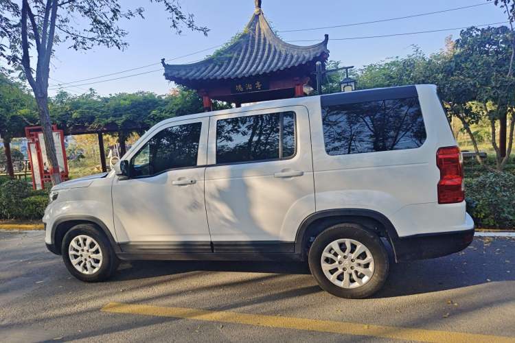 Used CHANGAN OSHAN X70A 2019 1.5L Manual Standard Version China VI Exterior 5