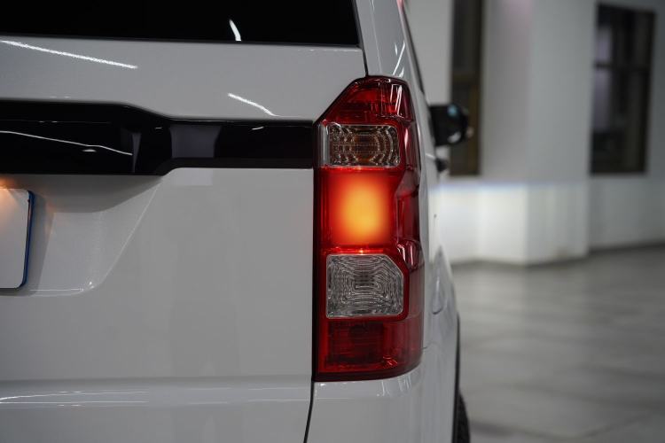 Used CHANGAN OSHAN X70A 2019 1.5L Manual Basic Version China VI Standard Exterior 8