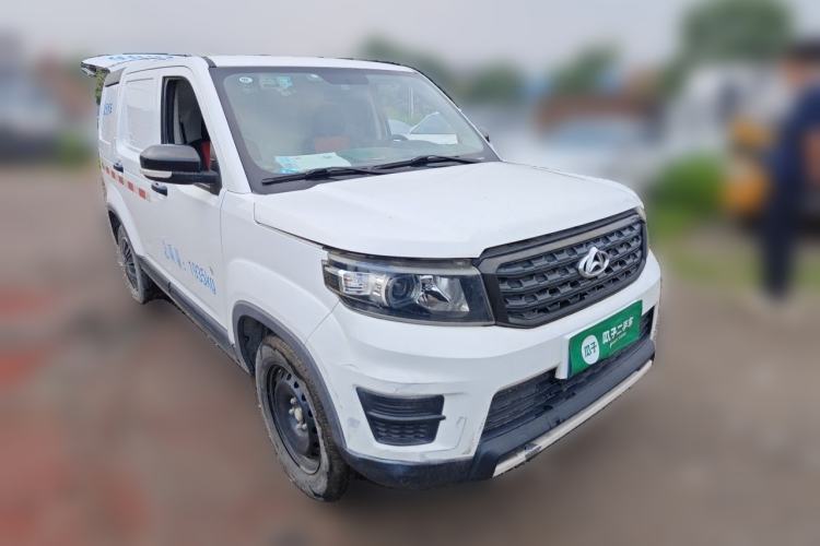 Used CHANGAN OSHAN X70A 2019 1.5L Manual Basic Version China VI Standard Front Right 45 Deg