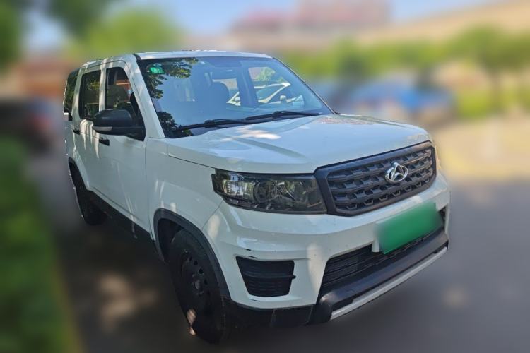 Used CHANGAN OSHAN X70A 2019 1.5L Manual Basic Version China VI Standard Front Right 45 Deg