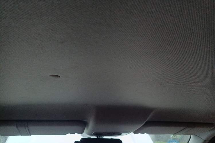 Used CHANGAN OSHAN X70A 2019 1.5L Manual Standard Version China VI Headliner