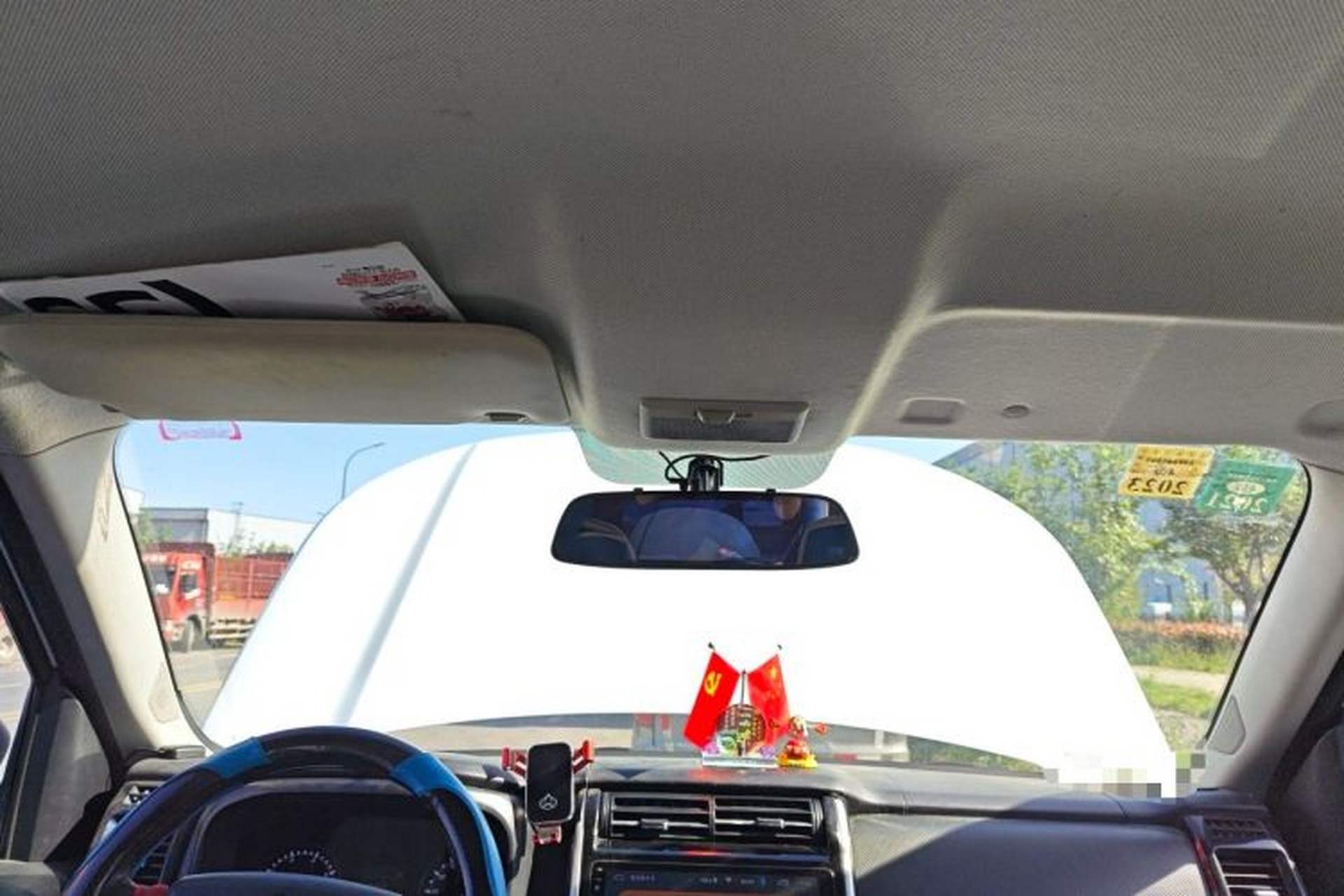 Used CHANGAN OSHAN X70A 2019 1.5L Manual Basic Version China VI Standard Headliner