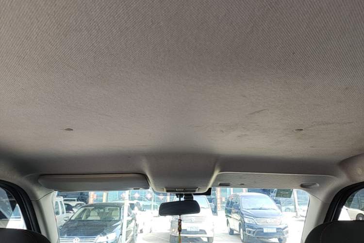 Used CHANGAN OSHAN X70A 2019 1.5L Manual Basic Version China VI Standard Headliner
