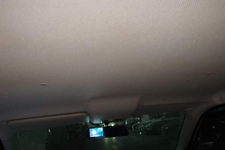 Used CHANGAN OSHAN X70A 2019 1.5L Manual Basic Version China VI Standard Headliner