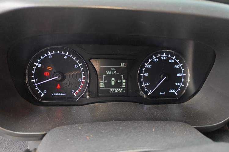 Used CHANGAN OSHAN X70A 2019 1.5L Manual Basic Version China VI Standard Instrument Cluster