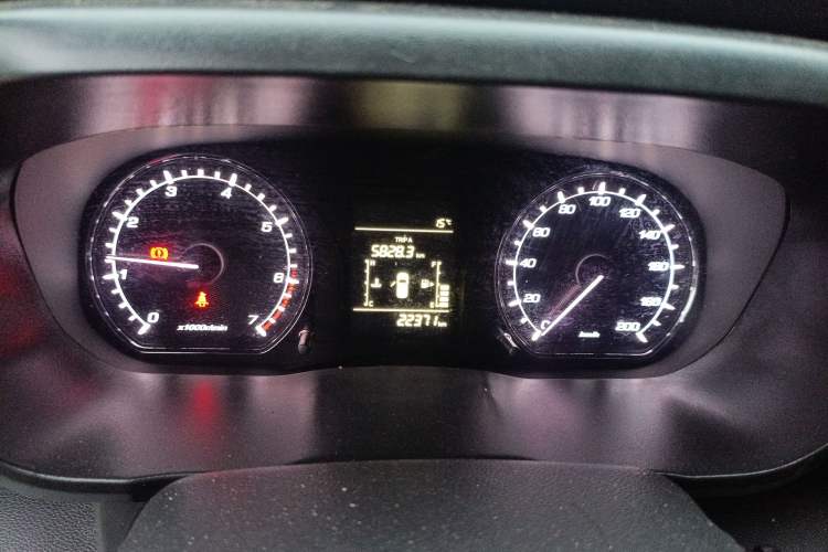 Used CHANGAN OSHAN X70A 2019 1.5L Manual Standard Version China VI Instrument Cluster