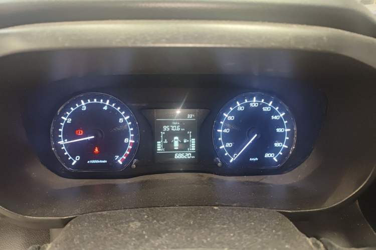 Used CHANGAN OSHAN X70A 2019 1.5L Manual Basic Version China VI Standard Instrument Cluster