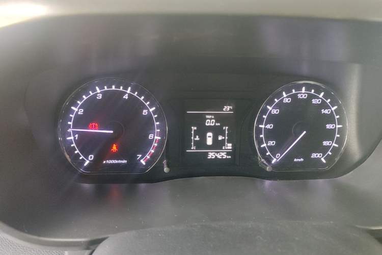 Used CHANGAN OSHAN X70A 2019 1.5L Manual Basic Version China VI Standard Instrument Cluster