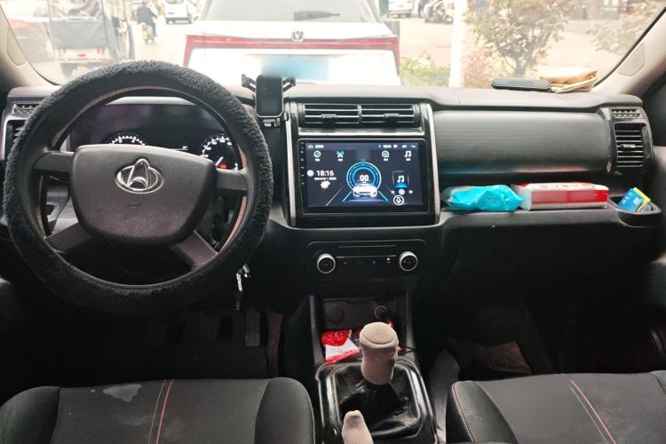 Used CHANGAN OSHAN X70A 2019 1.5L Manual Basic Version China VI Standard Interior 2