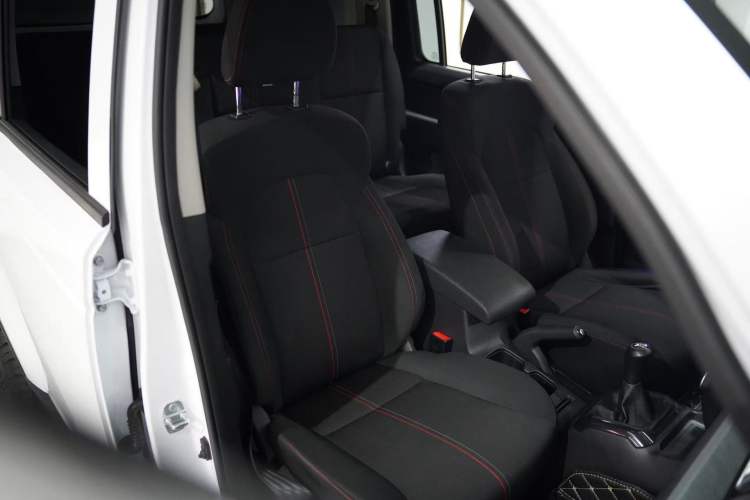 Used CHANGAN OSHAN X70A 2019 1.5L Manual Basic Version China VI Standard Interior 6