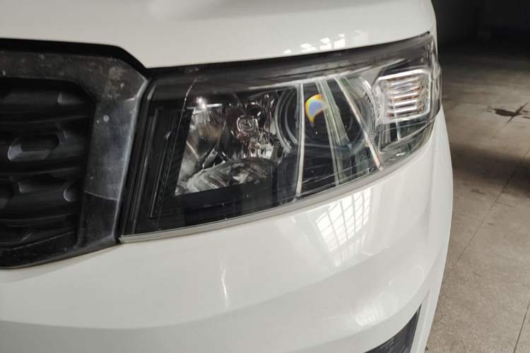 Used CHANGAN OSHAN X70A 2019 1.5L Manual Basic Version China VI Standard Left Front Headlight