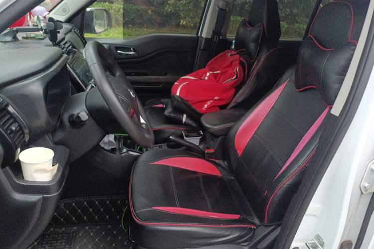 Used CHANGAN OSHAN X70A 2019 1.5L Manual Standard Version China VI Left Front Seat