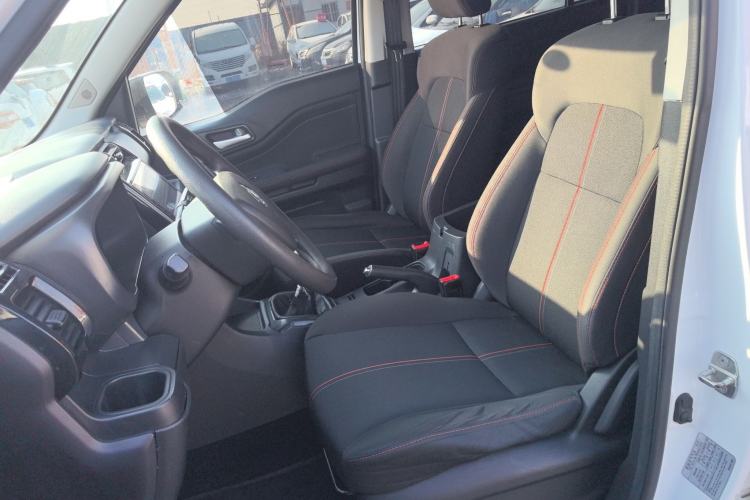 Used CHANGAN OSHAN X70A 2019 1.5L Manual Basic Version China VI Standard Left Front Seat