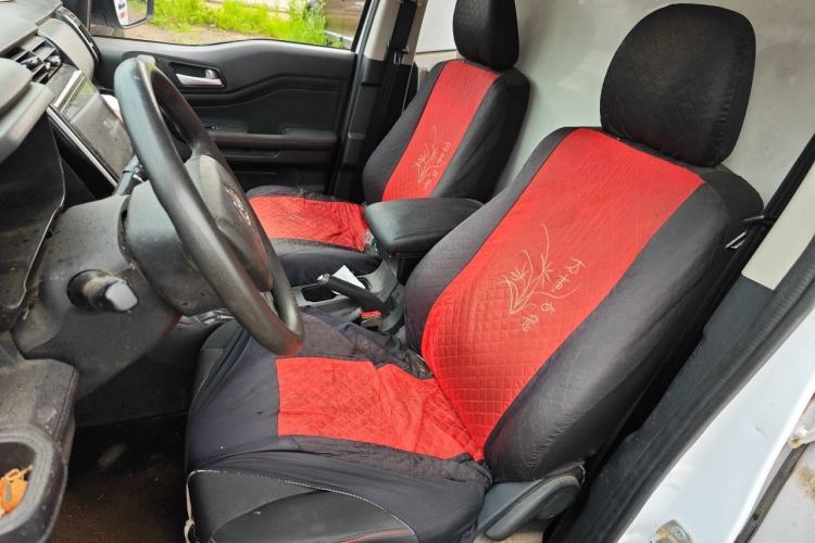 Used CHANGAN OSHAN X70A 2019 1.5L Manual Basic Version China VI Standard Left Front Seat