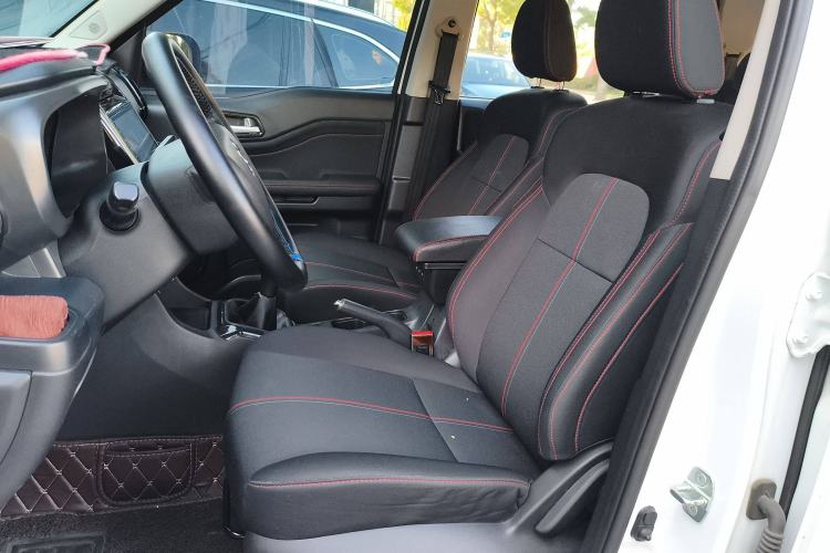 Used CHANGAN OSHAN X70A 2019 1.5L Manual Basic Version China VI Standard Left Front Seat