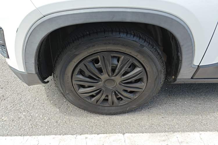 Used CHANGAN OSHAN X70A 2019 1.5L Manual Basic Version China VI Standard Left Front Wheel Hub