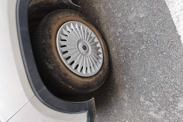 Used CHANGAN OSHAN X70A 2019 1.5L Manual Standard Version China VI Left Front Wheel Hub