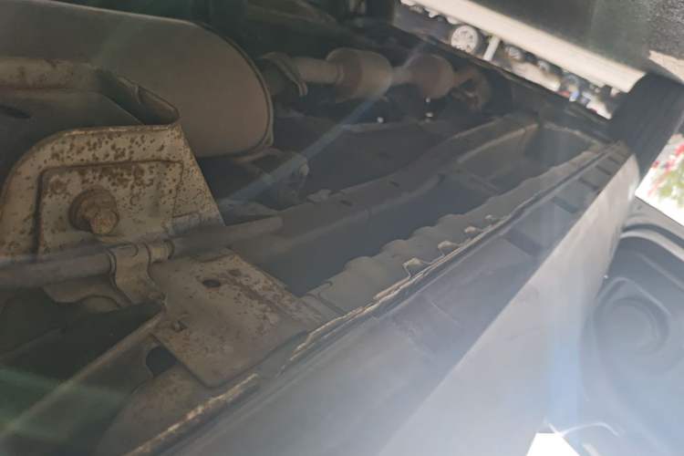 Used CHANGAN OSHAN X70A 2019 1.5L Manual Basic Version China VI Standard Left Side Sill