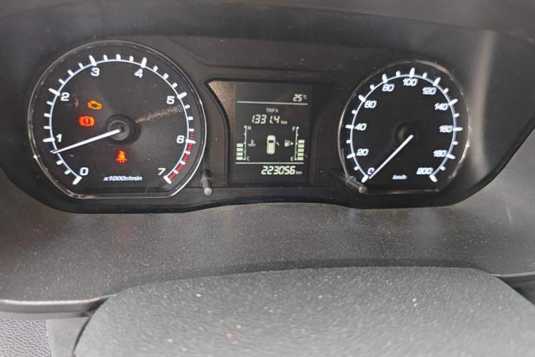 Used CHANGAN OSHAN X70A 2019 1.5L Manual Basic Version China VI Standard Odometer Close Up