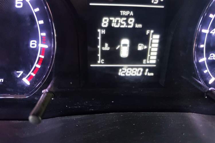 Used CHANGAN OSHAN X70A 2019 1.5L Manual Comfort Model China VI Standard Odometer Close Up