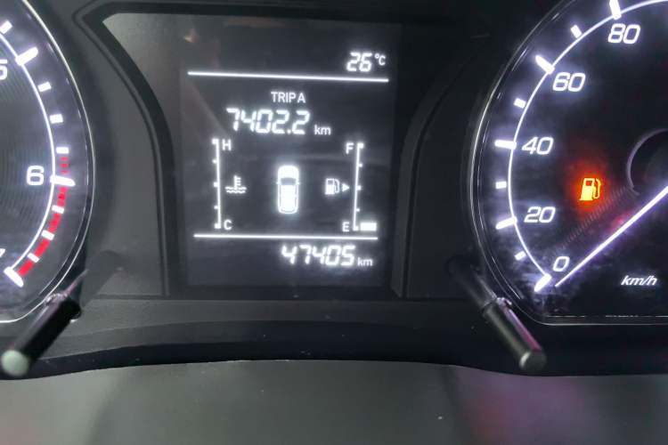 Used CHANGAN OSHAN X70A 2019 1.5L Manual Comfort Model China VI Standard Odometer Close Up