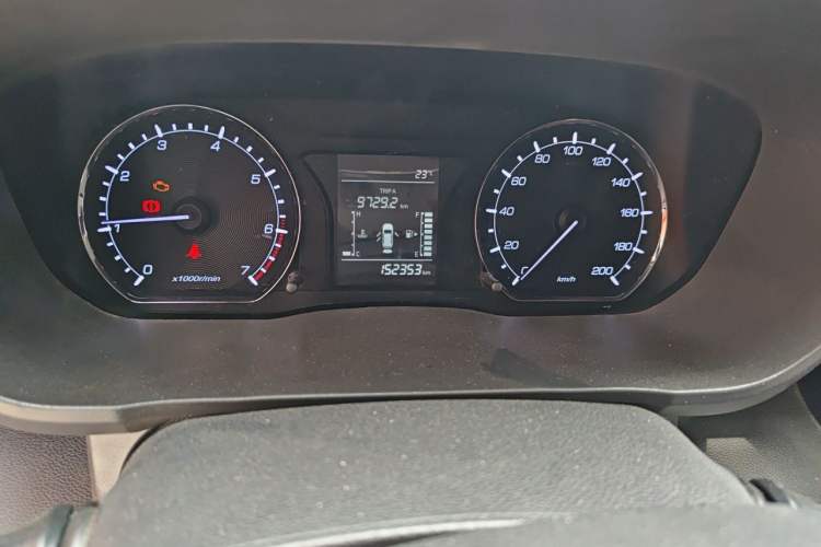 Used CHANGAN OSHAN X70A 2019 1.5L Manual Standard Version China VI Odometer Close Up