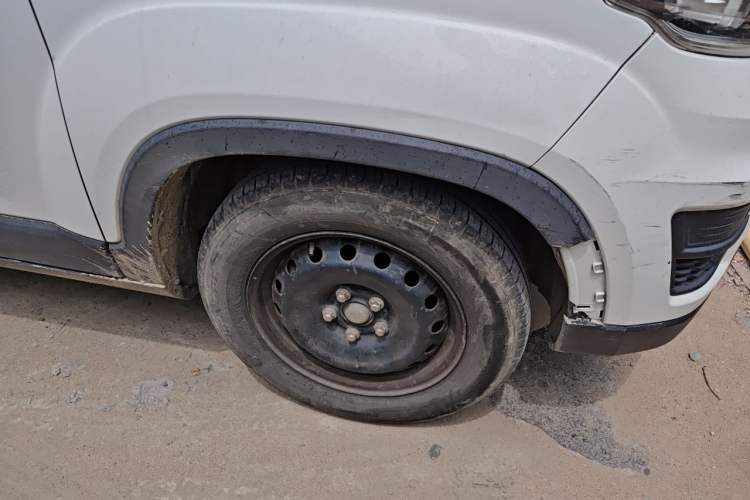 Used CHANGAN OSHAN X70A 2019 1.5L Manual Standard Version China VI Right Front Wheel Hub