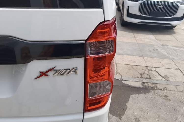 Used CHANGAN OSHAN X70A 2019 1.5L Manual Basic Version China VI Standard Right Rear Taillight