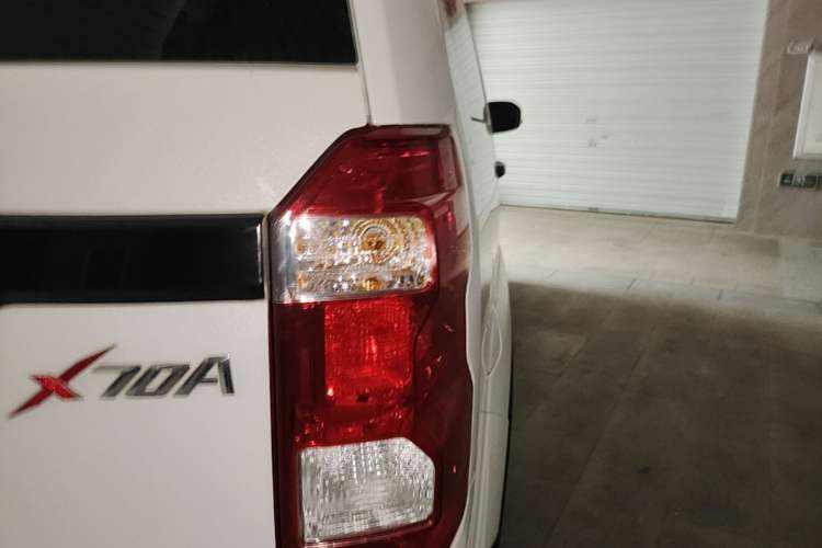 Used CHANGAN OSHAN X70A 2019 1.5L Manual Basic Version China VI Standard Right Rear Taillight