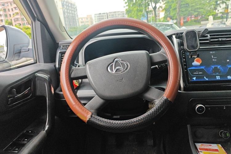 Used CHANGAN OSHAN X70A 2019 1.5L Manual Basic Version China VI Standard Steering Wheel