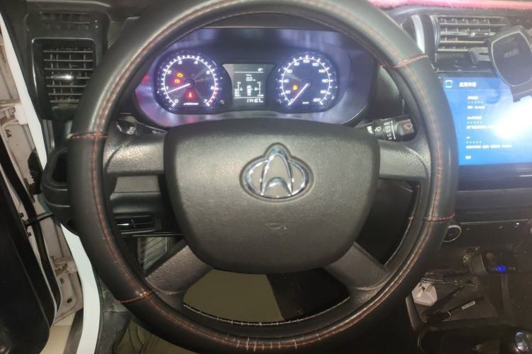 Used CHANGAN OSHAN X70A 2019 1.5L Manual Basic Version China VI Standard Steering Wheel