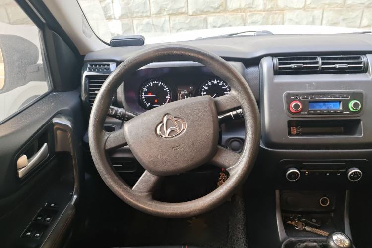 Used CHANGAN OSHAN X70A 2019 1.5L Manual Basic Version China VI Standard Steering Wheel