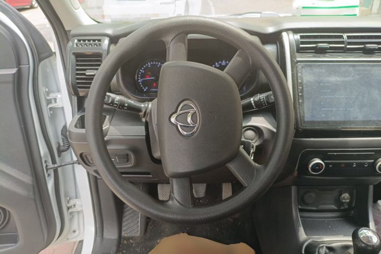 Used CHANGAN OSHAN X70A 2019 1.5L Manual Basic Version China VI Standard Steering Wheel