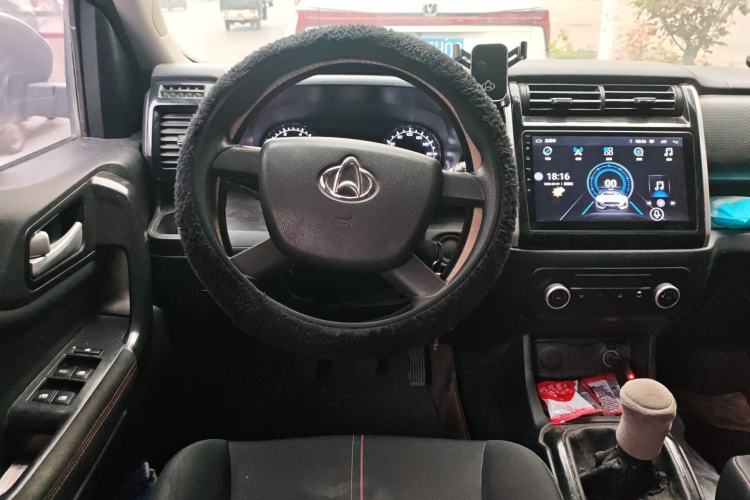 Used CHANGAN OSHAN X70A 2019 1.5L Manual Basic Version China VI Standard Steering Wheel