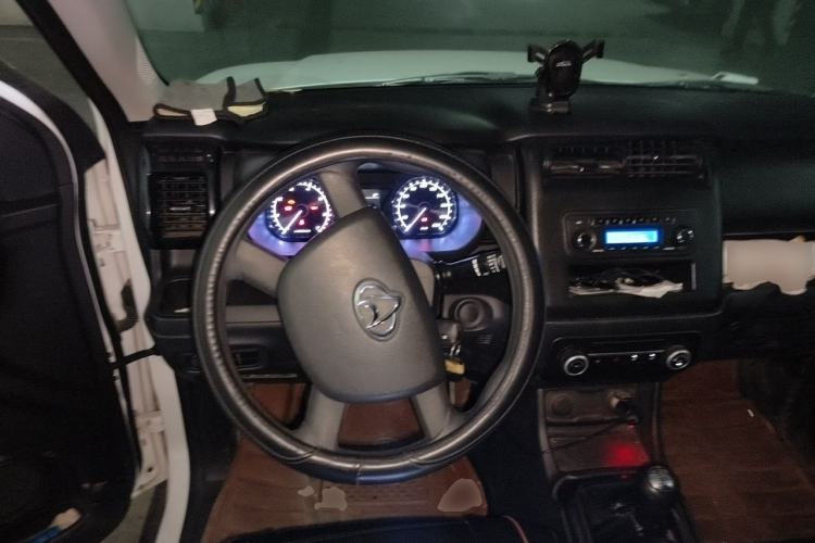 Used CHANGAN OSHAN X70A 2019 1.5L Manual Basic Version China VI Standard Steering Wheel