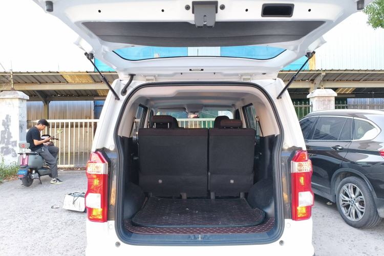 Used CHANGAN OSHAN X70A 2019 1.5L Manual Basic Version China VI Standard Trunk