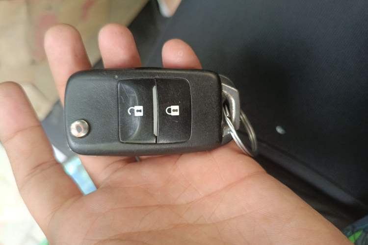 Used CHANGAN OSHAN X70A 2019 1.5L Manual Basic Version China VI Standard Vehicle Key