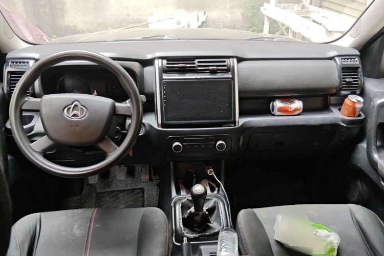 Used CHANGAN OSHAN X70A 2020 1.5L Manual Base Version Center Console