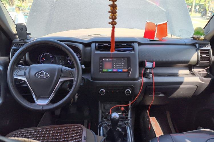 Used CHANGAN OSHAN X70A 2020 1.5L Manual Comfort Version Center Console
